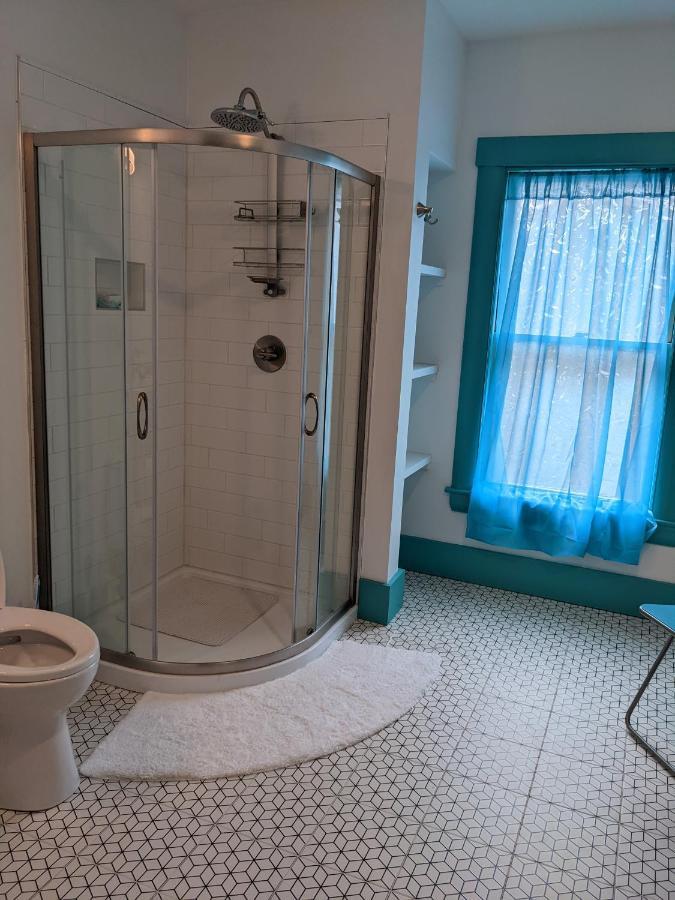 The One Cat Bed & Breakfast Brattleboro Dış mekan fotoğraf